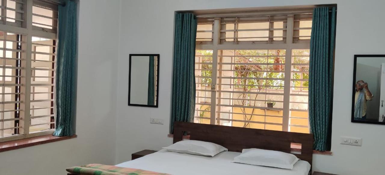 Srinekatan Heritage Villa Homestay Ahmedabad Eksteriør billede