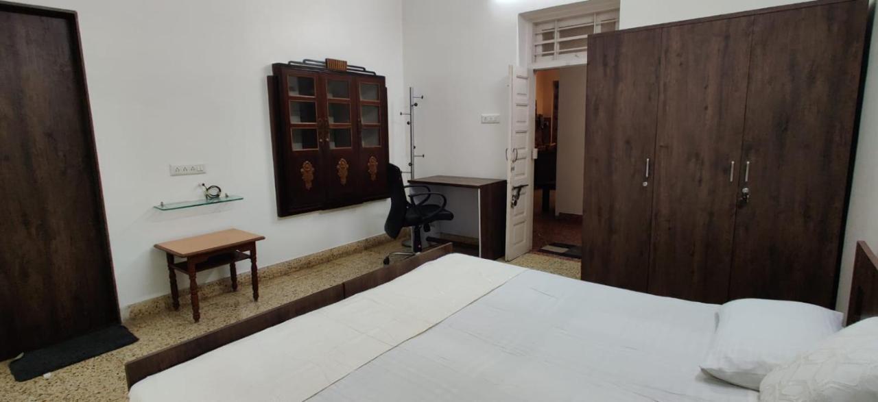 Srinekatan Heritage Villa Homestay Ahmedabad Eksteriør billede