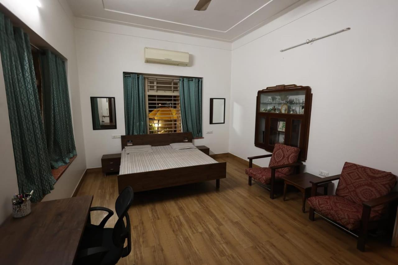 Srinekatan Heritage Villa Homestay Ahmedabad Eksteriør billede